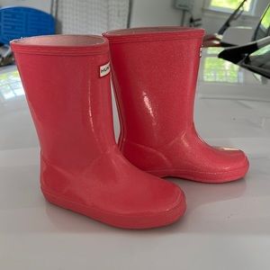 Girls glitter pink Hunter boots, size 10. Only worn few times!